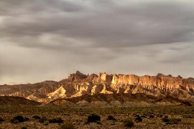 景點(diǎn)：柴達(dá)木盆地