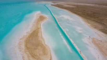 景點(diǎn)：東臺吉乃爾湖